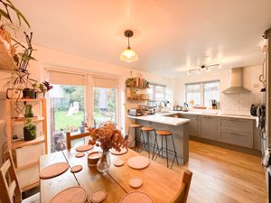 Photo 6- click for photo gallery